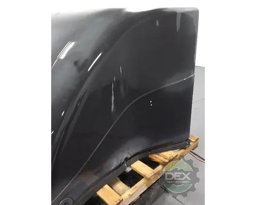 MACK  Spoiler, Front