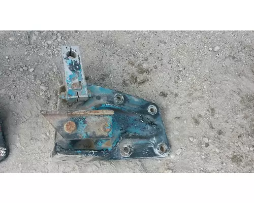 MACK  Spring Hanger