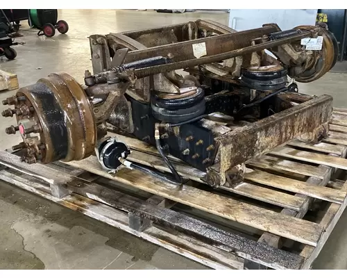 MACK  Tag Axle