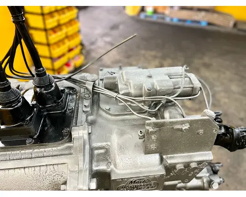 MACK  Transmission Assembly