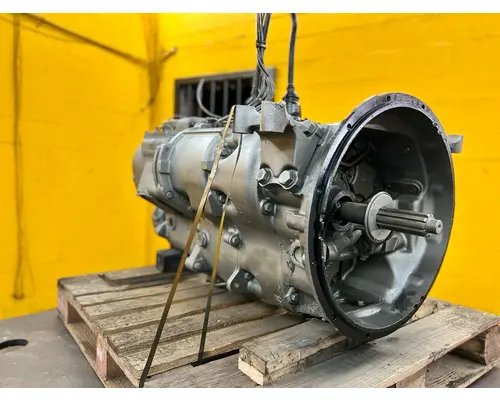 MACK  Transmission Assembly