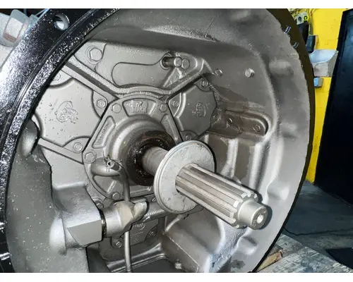 MACK  Transmission Assembly