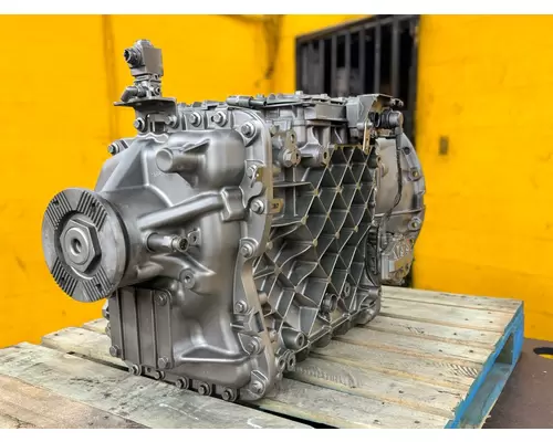 MACK  Transmission Assembly