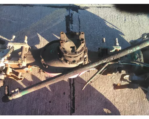 MARMON HERRINGTON MT-22 AXLE ASSEMBLY, FRONT (DRIVING)