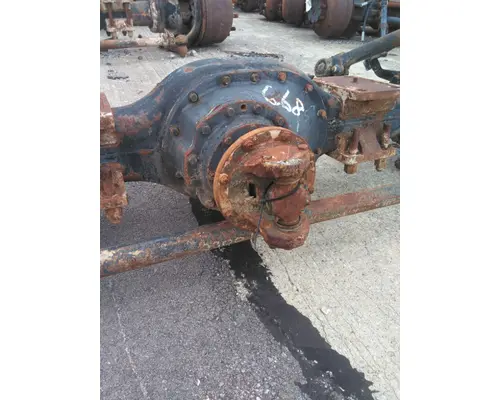 MARMON HERRINGTON MT-22 AXLE ASSEMBLY, FRONT (DRIVING)