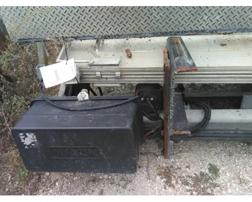 MAXON 268 LIFT GATE ASSEMBLY