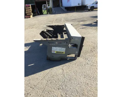 MAXON 4300 Liftgates