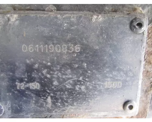 MAXON 72-150 SERIES LIFT GATE ASSEMBLY