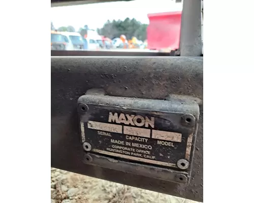 MAXON 72-25/30 SERIES LIFT GATE ASSEMBLY