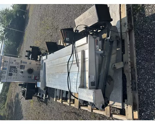 MAXON GPT 3000 Liftgates  Tailgates