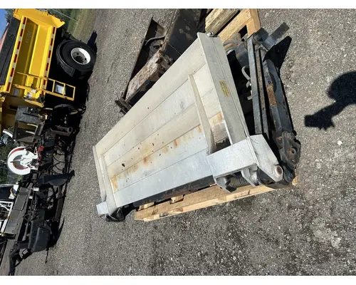 MAXON GPT3 Tuk-A-Way Liftgate Liftgates  Tailgates