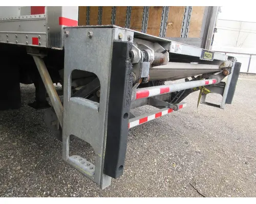MAXON M2-106 Lift Gate