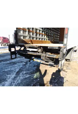 MAXON TE-33 SERIES LIFT GATE ASSEMBLY