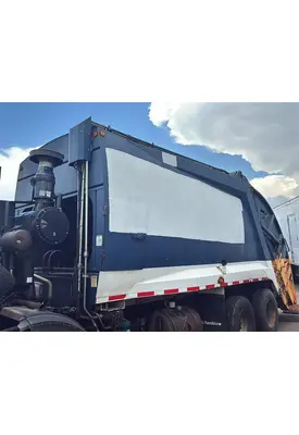MCNEILUS REAR LOADER TRUCK BODIES, PACKER BODY