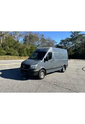 MERCEDES-BENZ 2500 SPRINTER Complete Vehicle