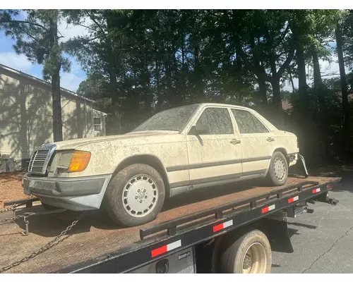 MERCEDES-BENZ 300 Air Compressor