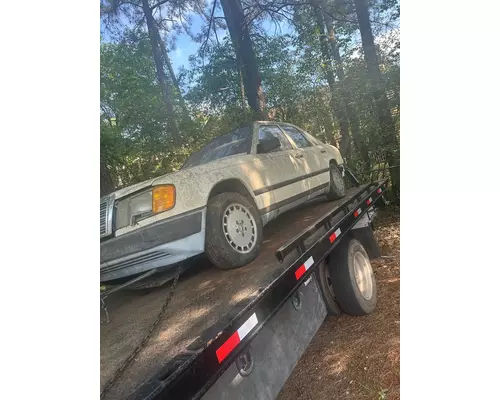 MERCEDES-BENZ 300 Alternator