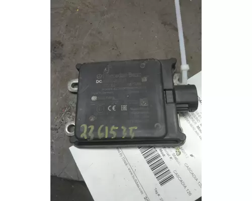 MERCEDES-BENZ A000 446 28 49 RADAR ANTI-COLLISION MODULE