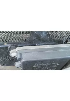 MERCEDES-BENZ A000 446 28 49 RADAR ANTI-COLLISION MODULE