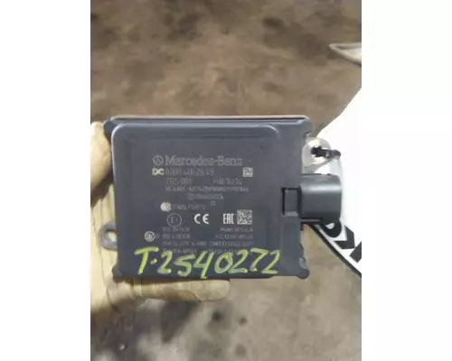 MERCEDES-BENZ A000 446 28 49 RADAR ANTI-COLLISION MODULE