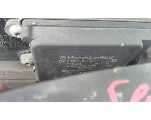 MERCEDES-BENZ A000 446 28 49 RADAR ANTI-COLLISION MODULE