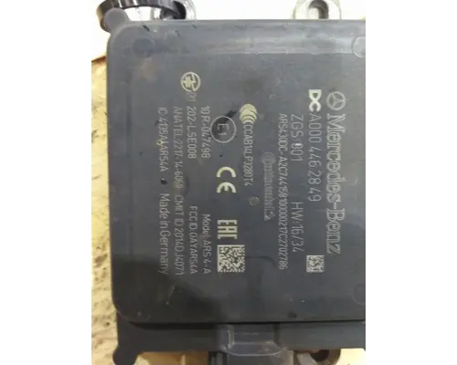 MERCEDES-BENZ A000 446 28 49 RADAR ANTI-COLLISION MODULE