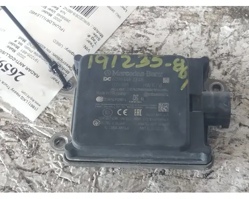 MERCEDES-BENZ A000 446 33 49 RADAR ANTI-COLLISION MODULE