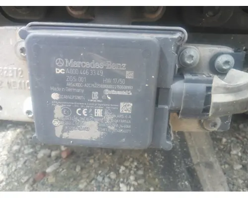 MERCEDES-BENZ A000 446 33 49 RADAR ANTI-COLLISION MODULE