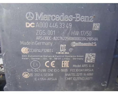 MERCEDES-BENZ A000 446 33 49 RADAR ANTI-COLLISION MODULE