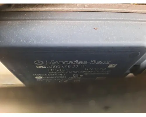 MERCEDES-BENZ A000 446 33 49 RADAR ANTI-COLLISION MODULE