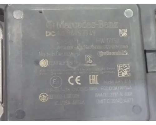 MERCEDES-BENZ A000 446 33 49 RADAR ANTI-COLLISION MODULE