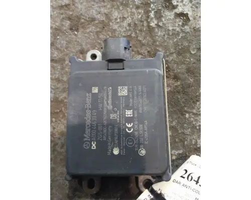 MERCEDES-BENZ A000 446 33 49 RADAR ANTI-COLLISION MODULE