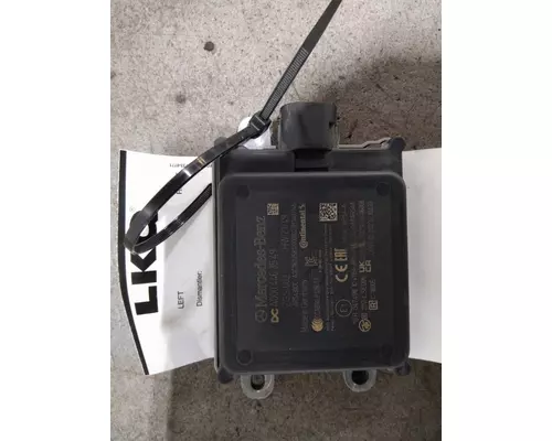 MERCEDES-BENZ A000 446 35 49 RADAR ANTI-COLLISION MODULE