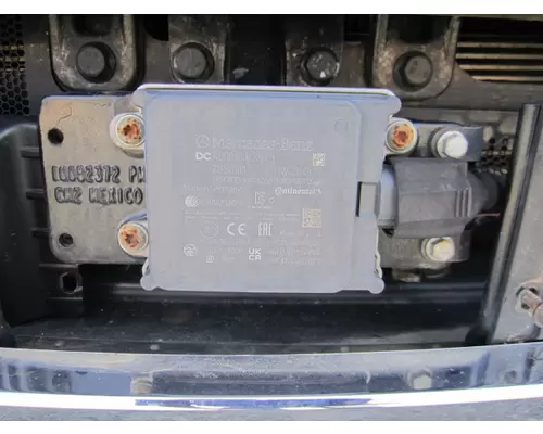 MERCEDES-BENZ A000 446 35 49 RADAR ANTI-COLLISION MODULE