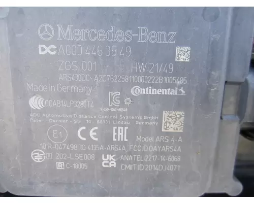 MERCEDES-BENZ A000 446 35 49 RADAR ANTI-COLLISION MODULE