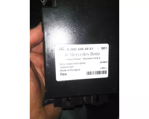 MERCEDES-BENZ A000 446 49 51 RADAR ANTI-COLLISION MODULE