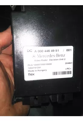 MERCEDES-BENZ A000 446 49 51 RADAR ANTI-COLLISION MODULE