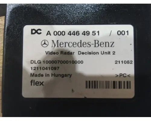 MERCEDES-BENZ A000 446 49 51 RADAR ANTI-COLLISION MODULE