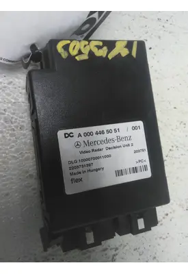 MERCEDES-BENZ A000 446 50 51 RADAR ANTI-COLLISION MODULE