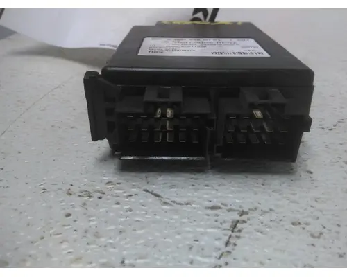 MERCEDES-BENZ A000 446 50 51 RADAR ANTI-COLLISION MODULE