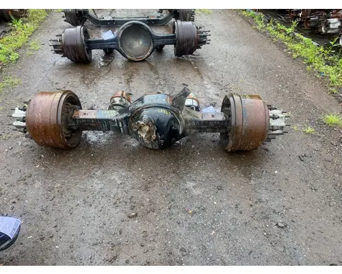MERCEDES BENZ CASCADIA Axle Housing (Front)