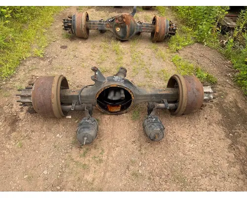 MERCEDES BENZ CASCADIA Axle Housing (Front)