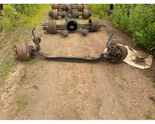MERCEDES BENZ F100-3N Axle Beam (Front)