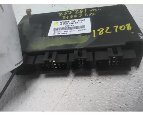 MERCEDES-BENZ M2 106 CAB CONTROL UNIT MODULE