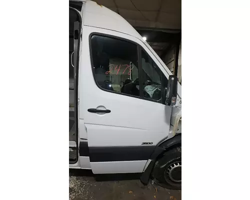 MERCEDES-BENZ SPRINTER Door Assembly, Front