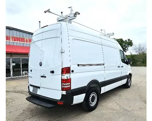 MERCEDES-BENZ SPRINTER Used Trucks