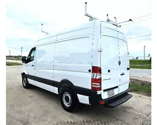 MERCEDES-BENZ SPRINTER Used Trucks