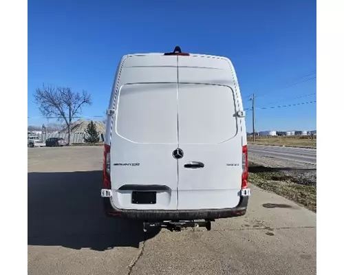 MERCEDES-BENZ SPRINTER Used Trucks