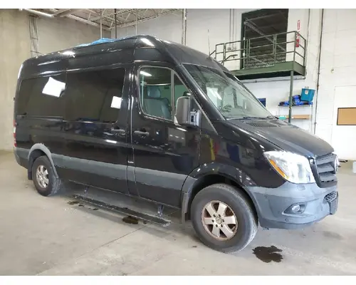 MERCEDES-BENZ SPRINTER Used Trucks