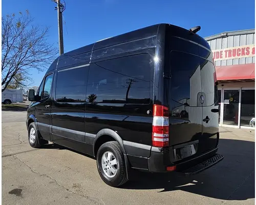 MERCEDES-BENZ SPRINTER Used Trucks